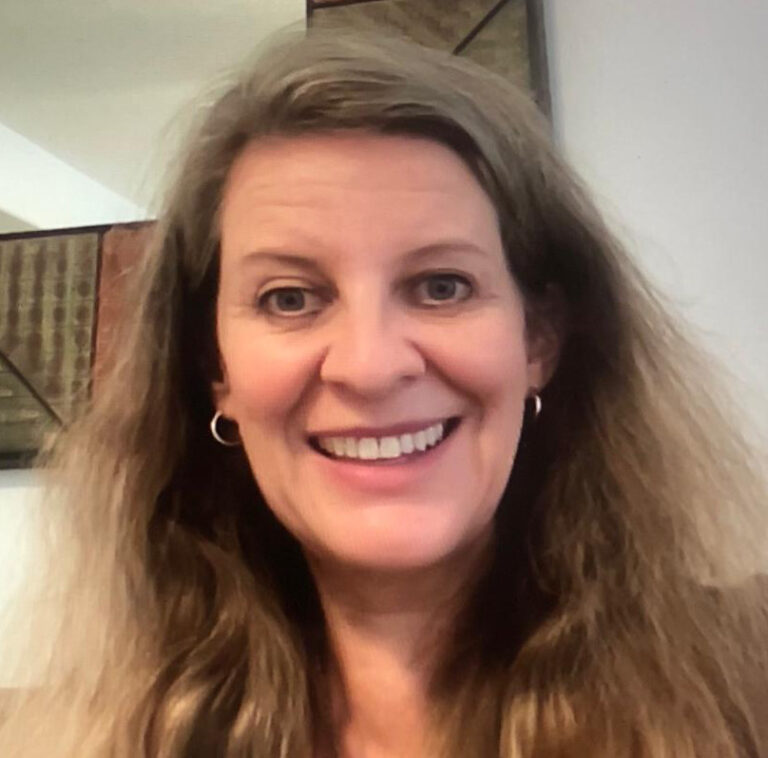 Ceci Andrade 768x758