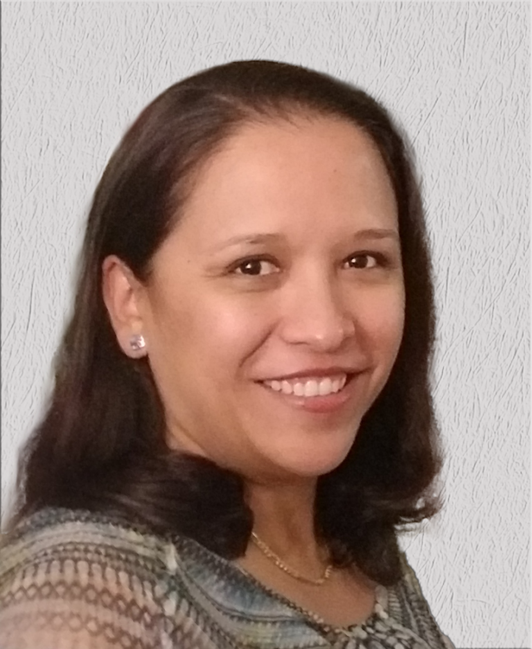 Citlalli Headshot 20220727 2 768x937